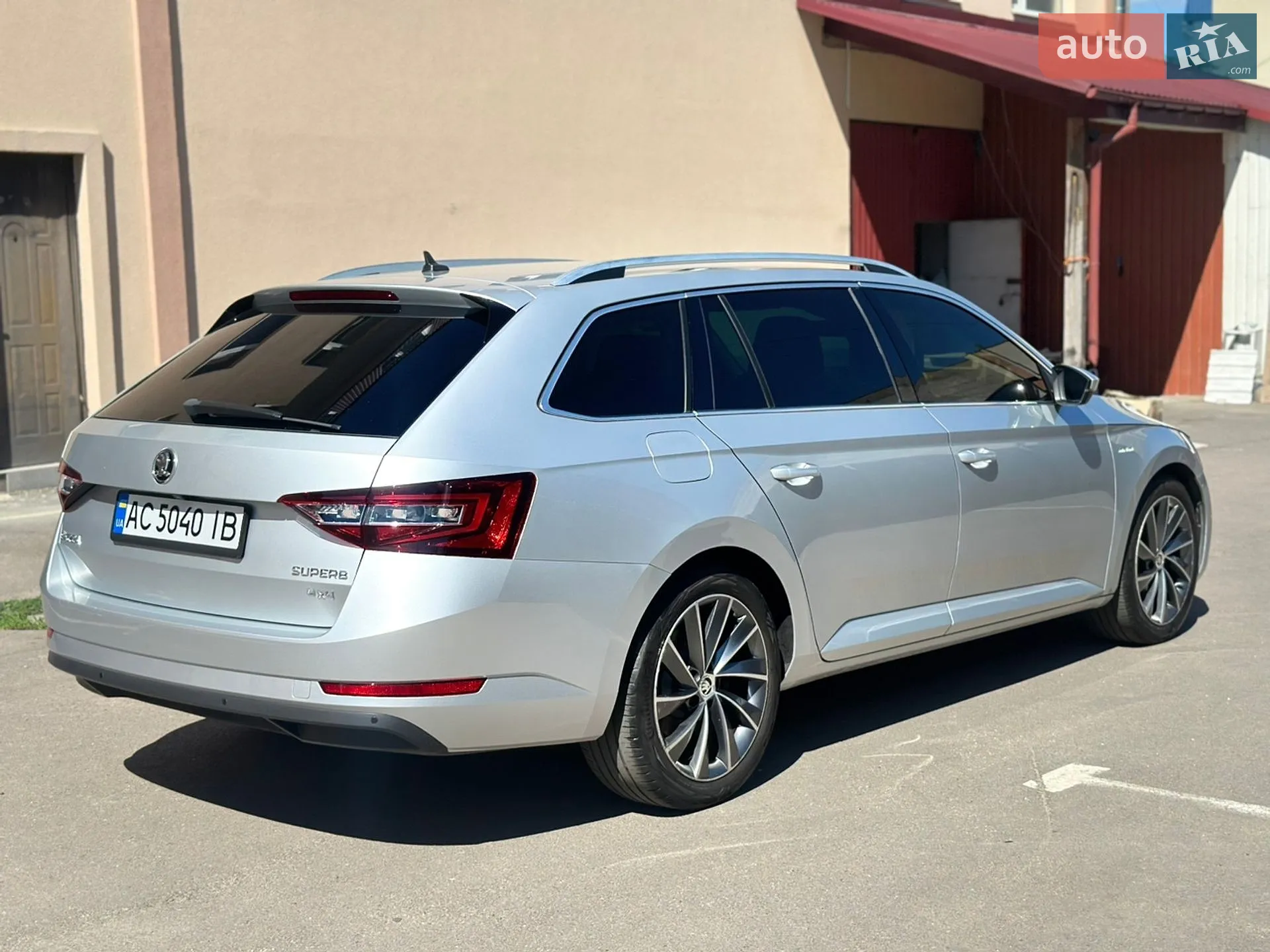 2017 Skoda Superb - мініатюра 7
