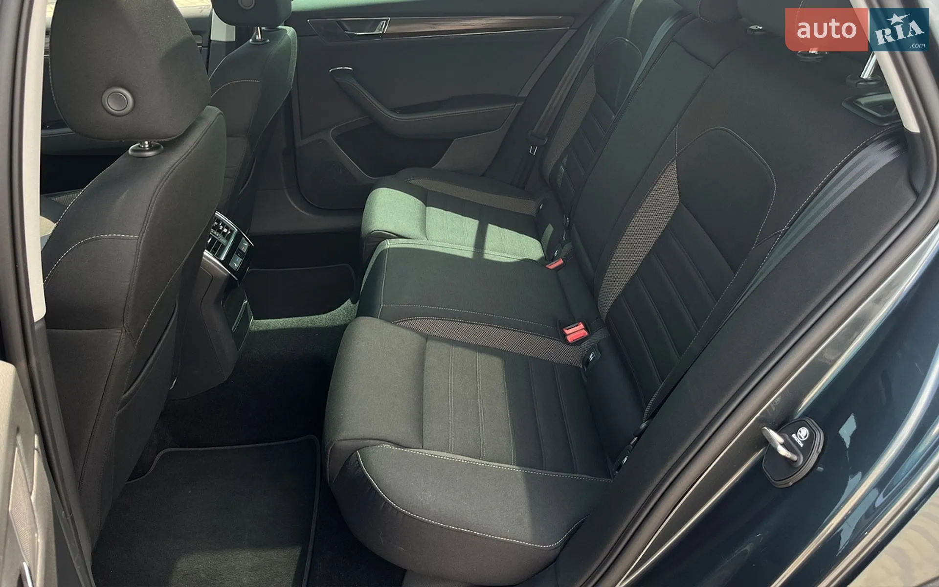 2020 Skoda Superb - мініатюра 28