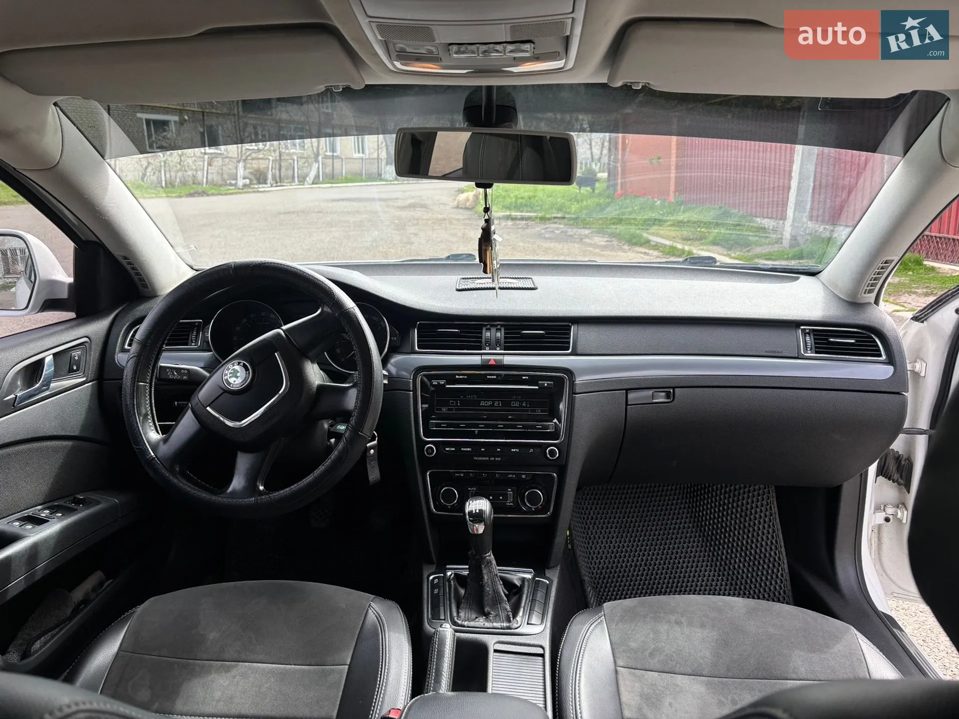 2012 Skoda Superb - мініатюра 10