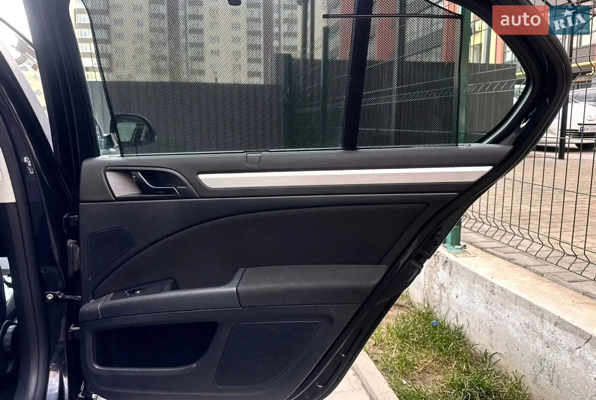 2011 Skoda Superb - мініатюра 22