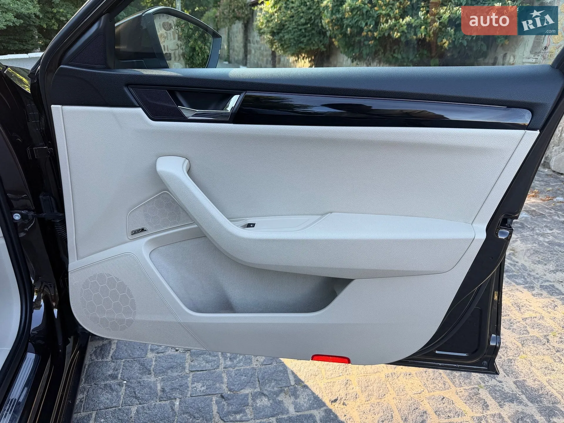 2016 Skoda Superb - мініатюра 32