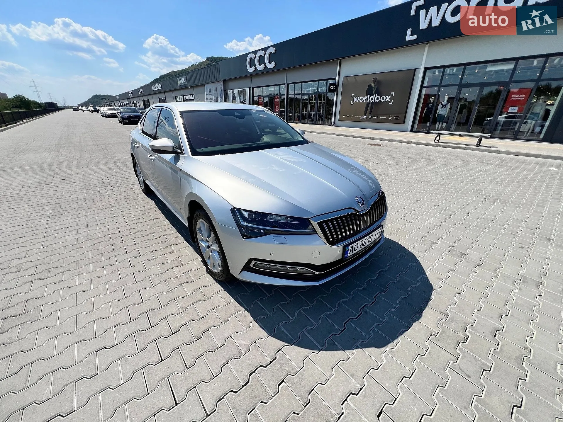 2019 Skoda Superb - мініатюра 3