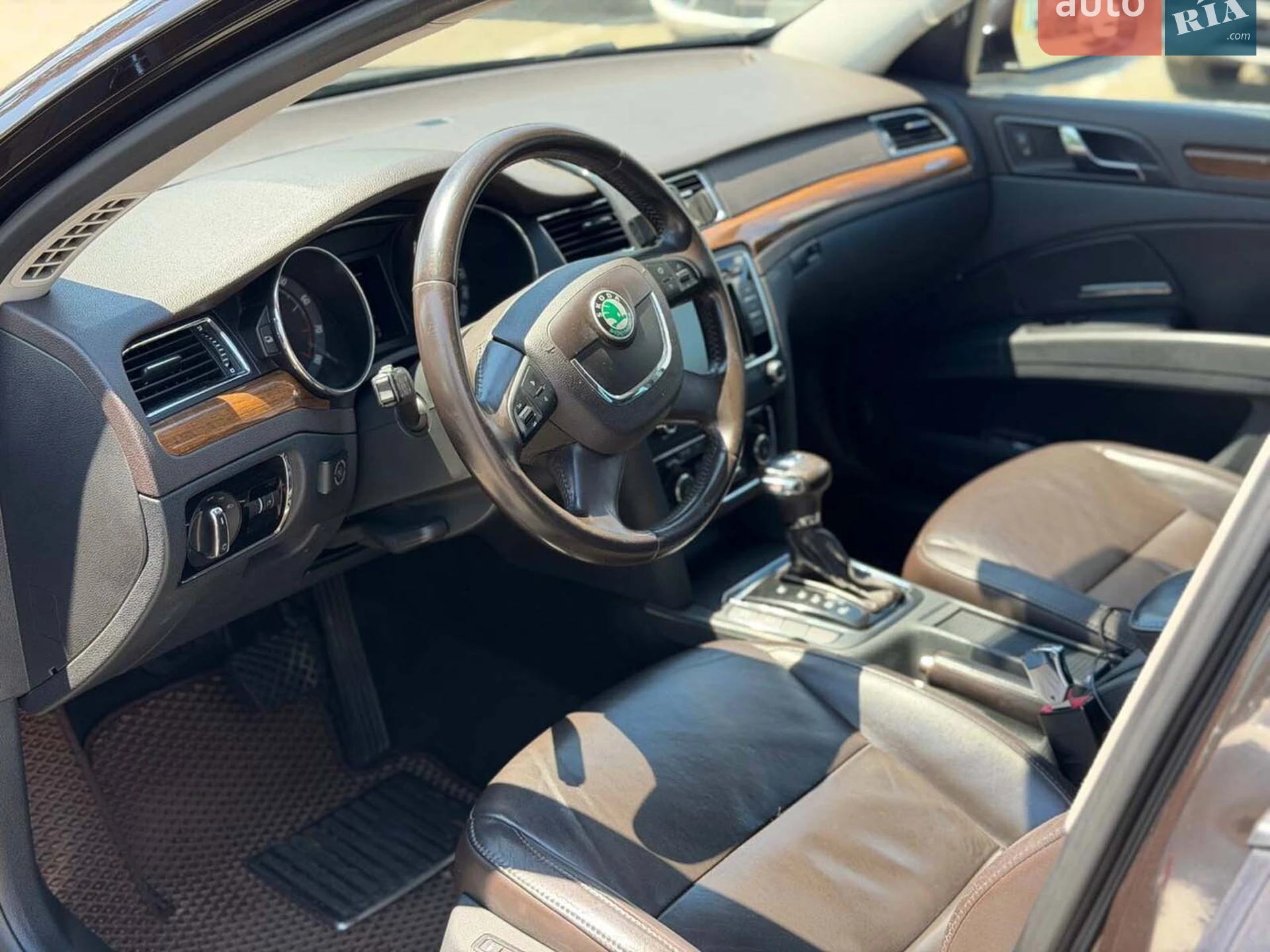 2012 Skoda Superb - мініатюра 23