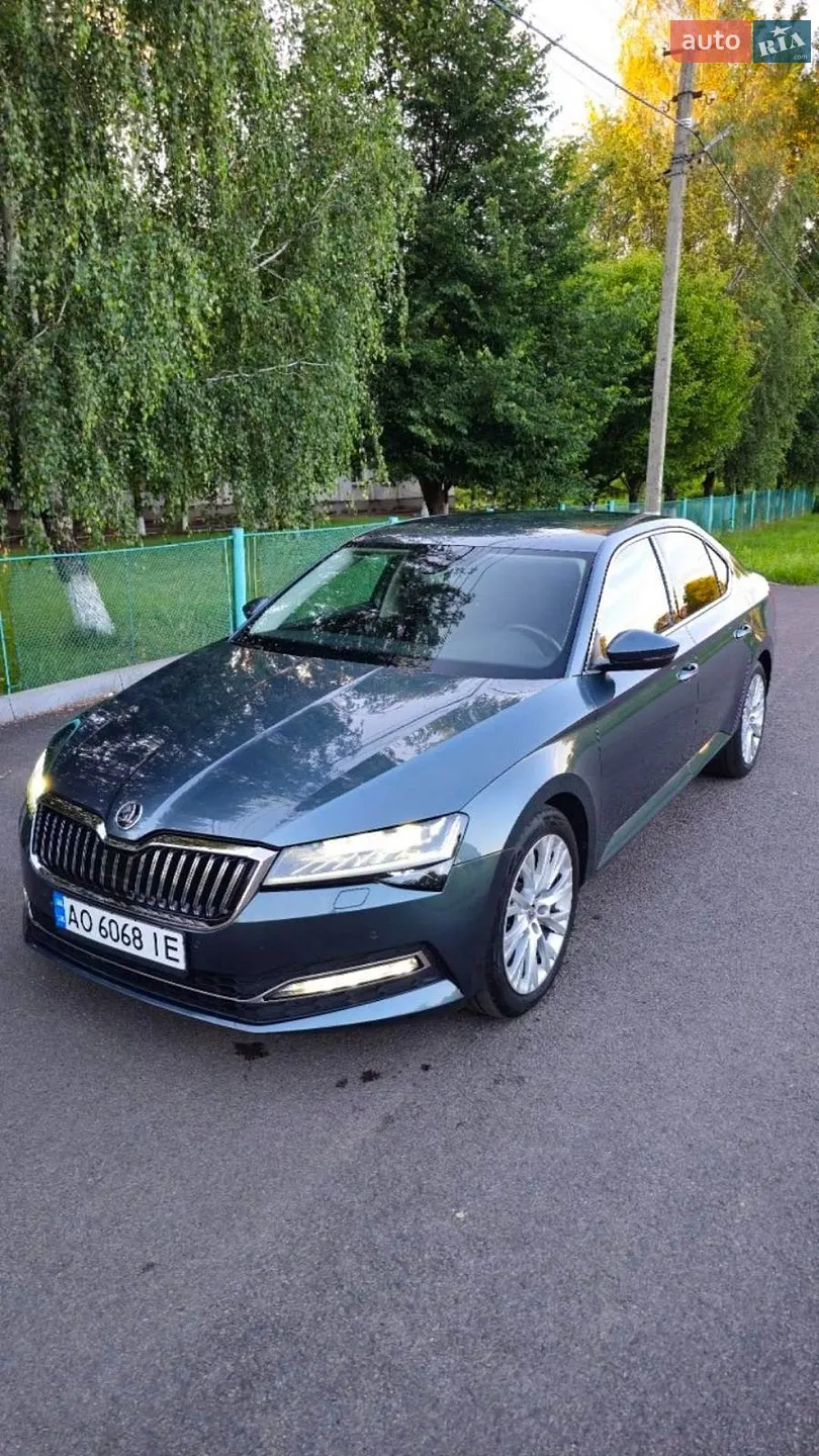 2020 Skoda Superb - мініатюра 3