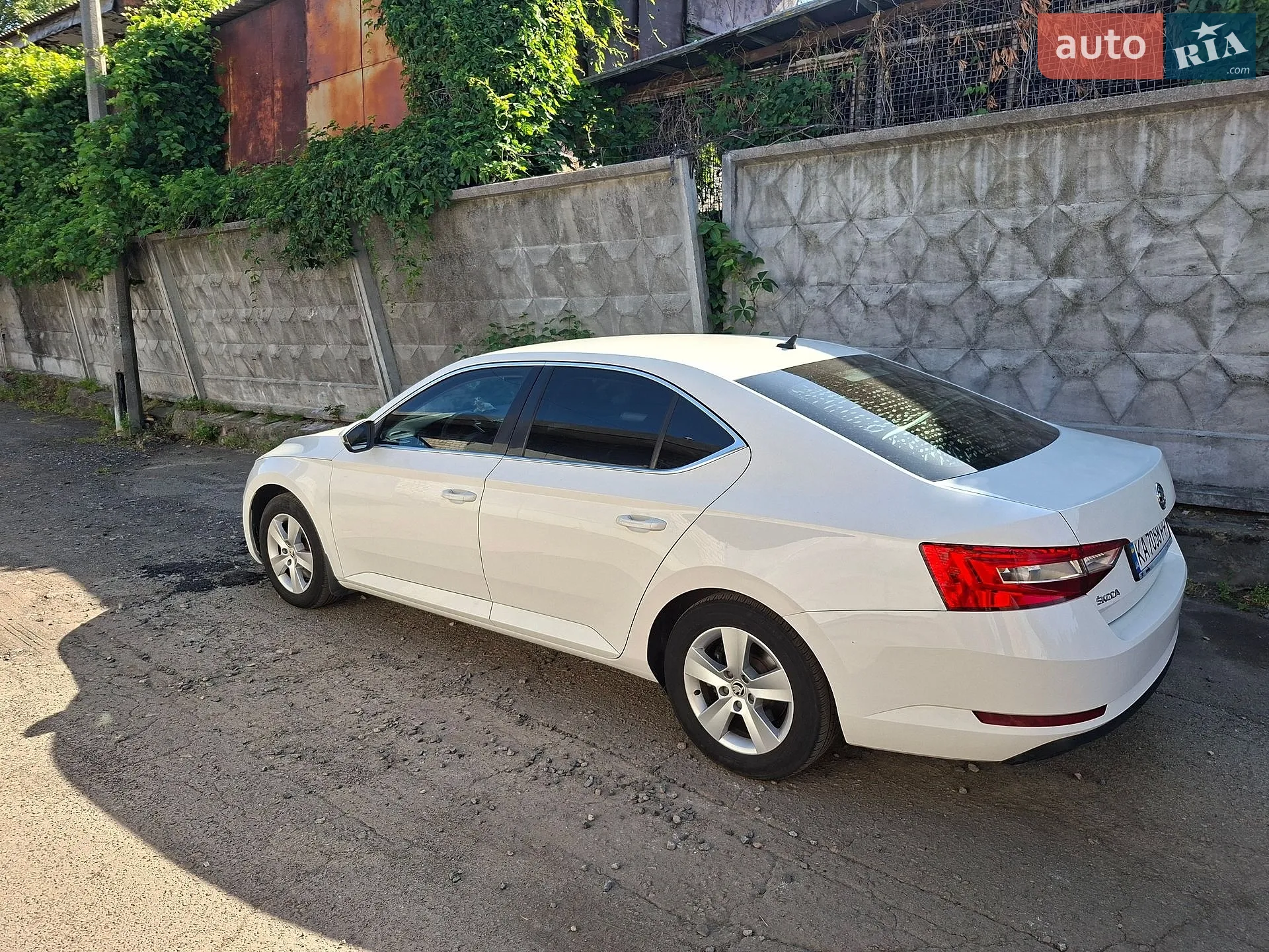 2015 Skoda Superb - мініатюра 3