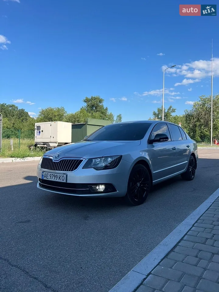 2012 Skoda Superb - мініатюра 23