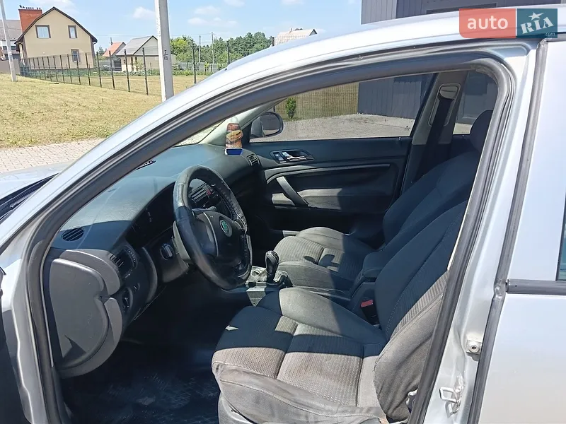 Skoda Superb 2006 VIN TMBDL23U16B048364 фото оголошення 4 з 40