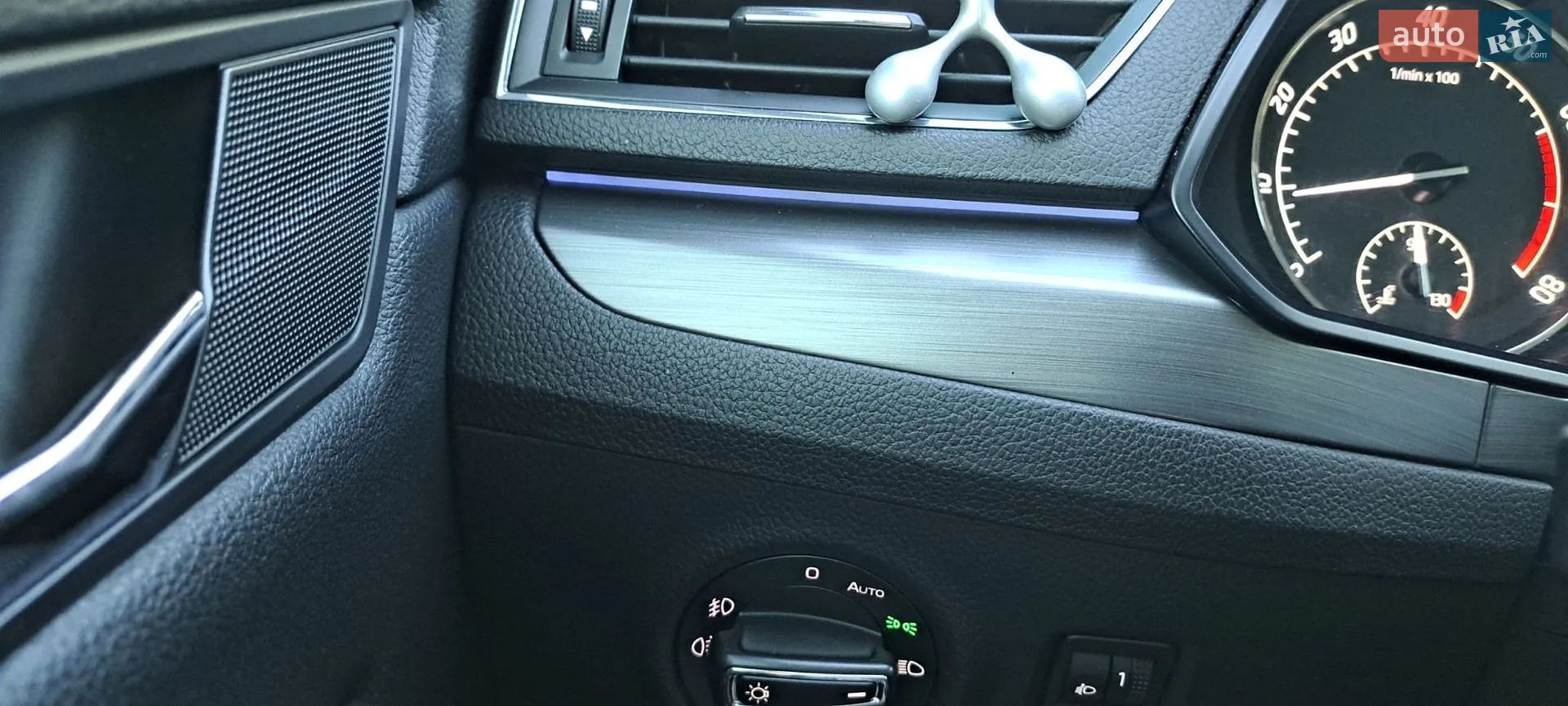 2015 Skoda Superb - мініатюра 14