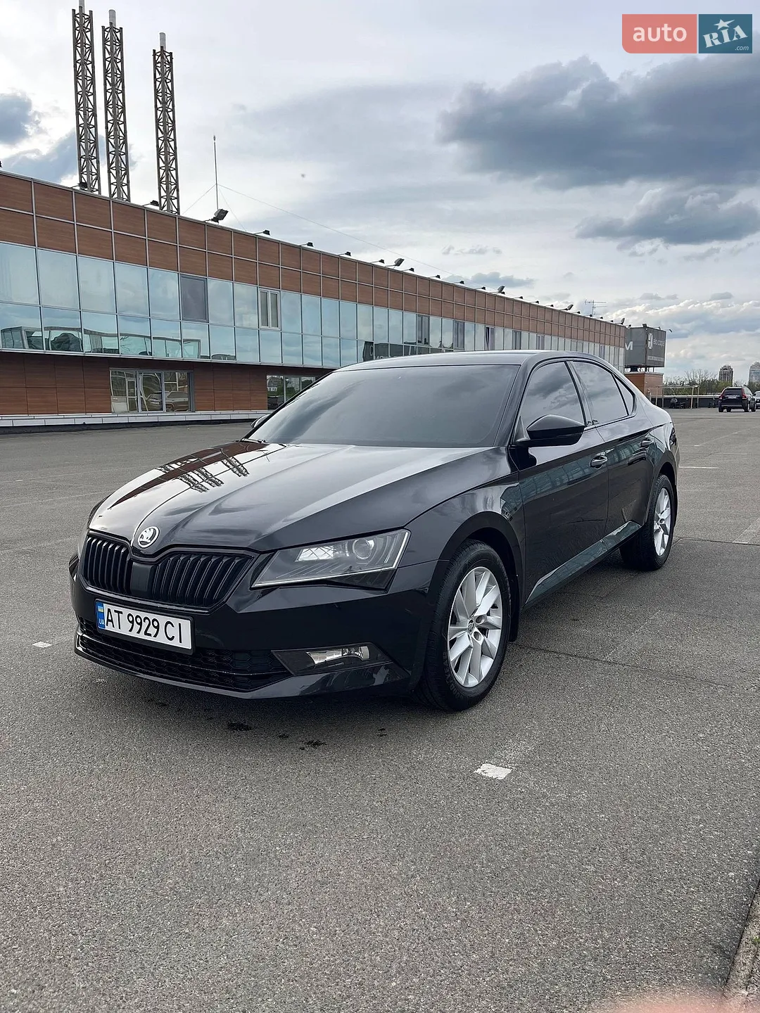 2016 Skoda Superb - мініатюра 14