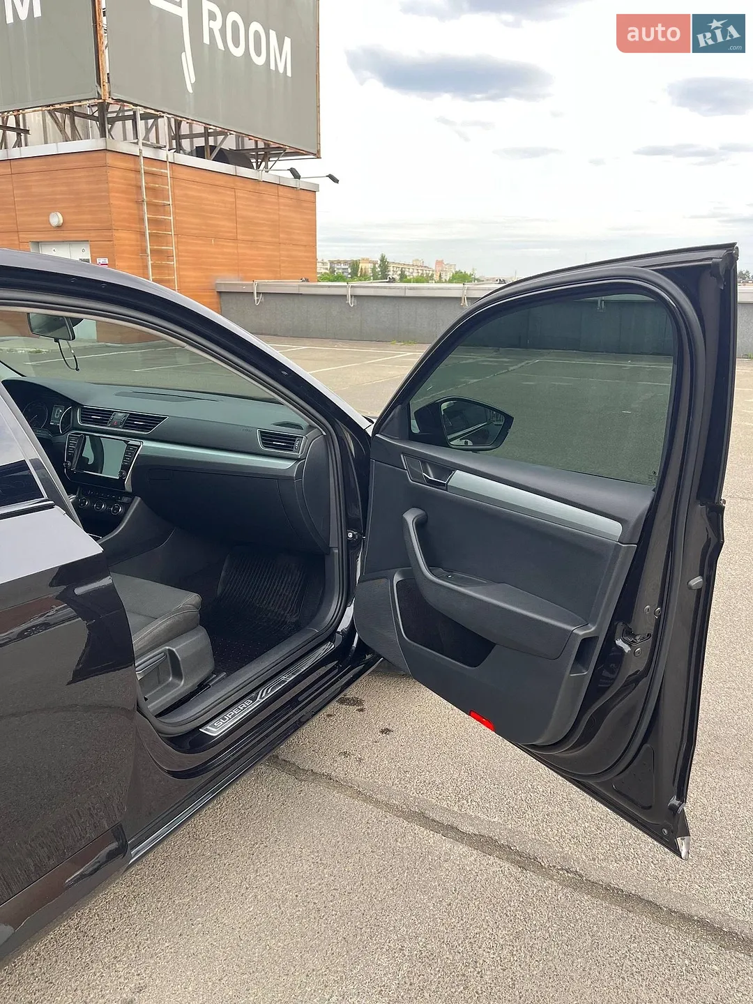 2016 Skoda Superb - мініатюра 20