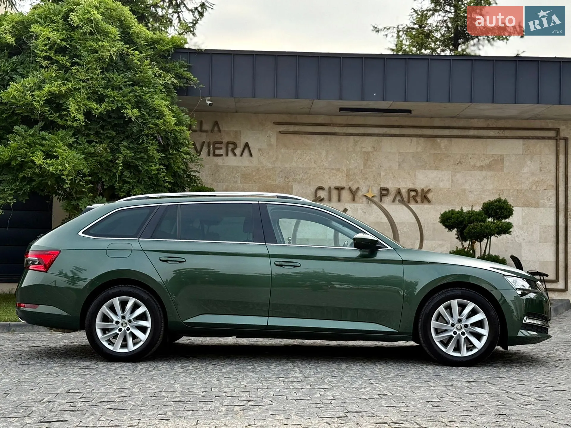 2020 Skoda Superb - мініатюра 23
