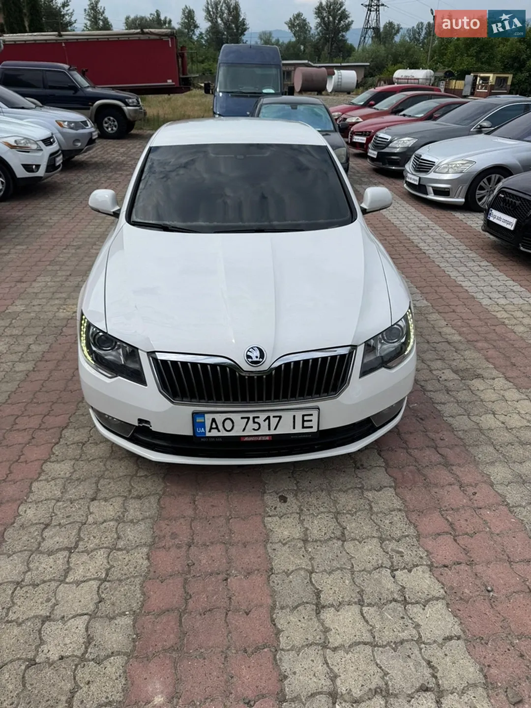 2015 Skoda Superb - мініатюра 2