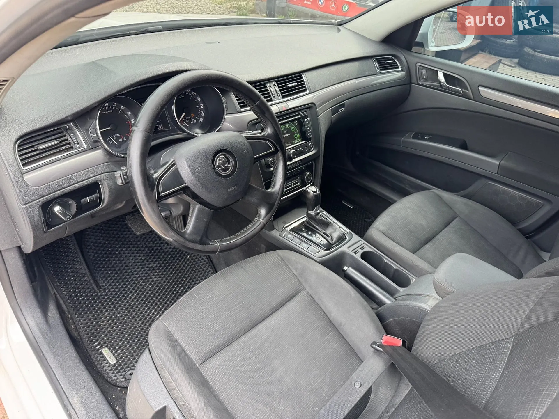 2015 Skoda Superb - мініатюра 11