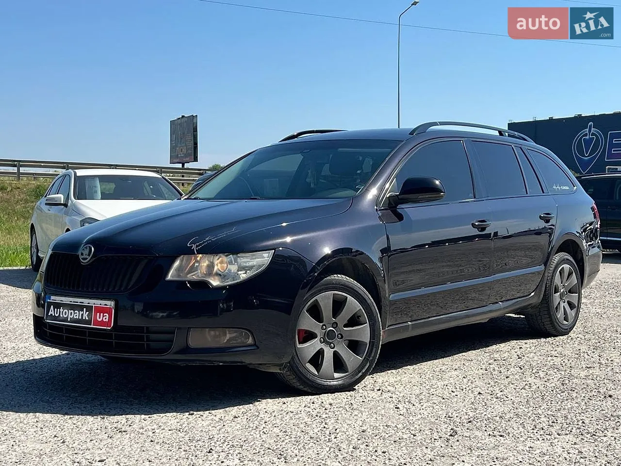 2011 Skoda Superb - мініатюра 21