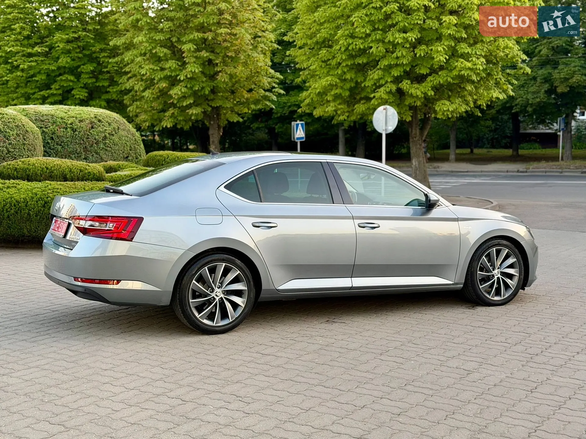 2019 Skoda Superb - мініатюра 10
