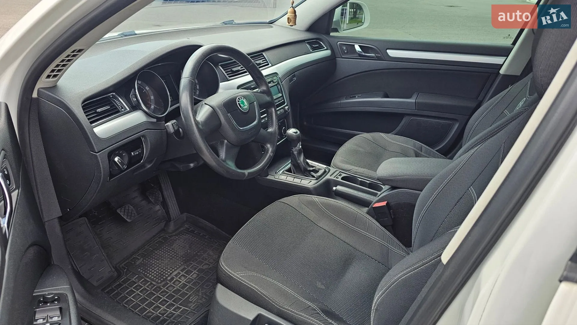 2013 Skoda Superb - мініатюра 17