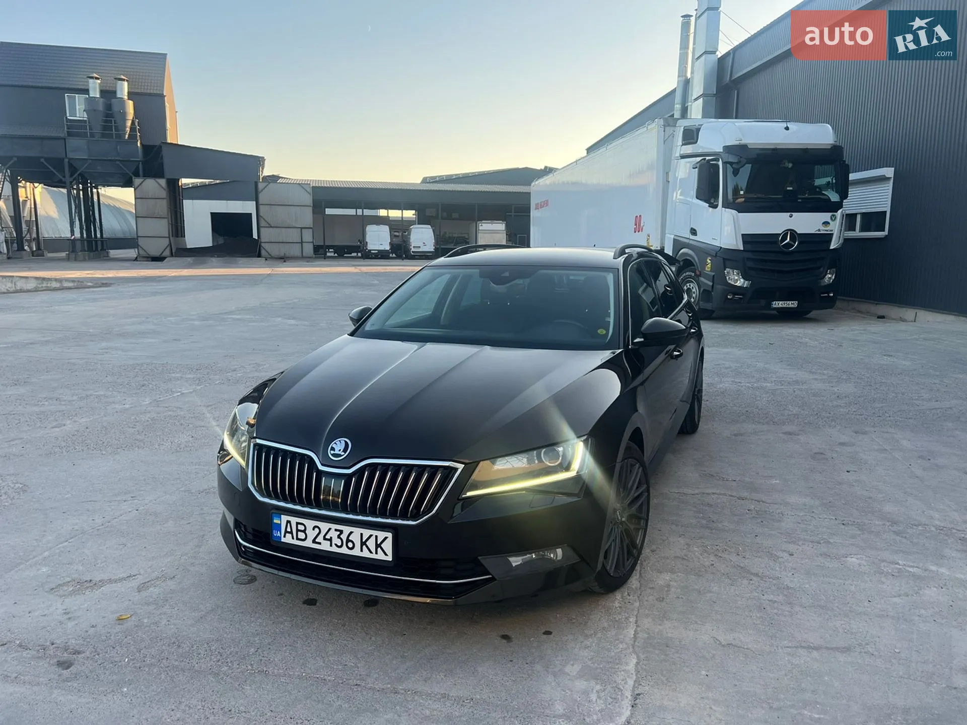 2017 Skoda Superb - мініатюра 5