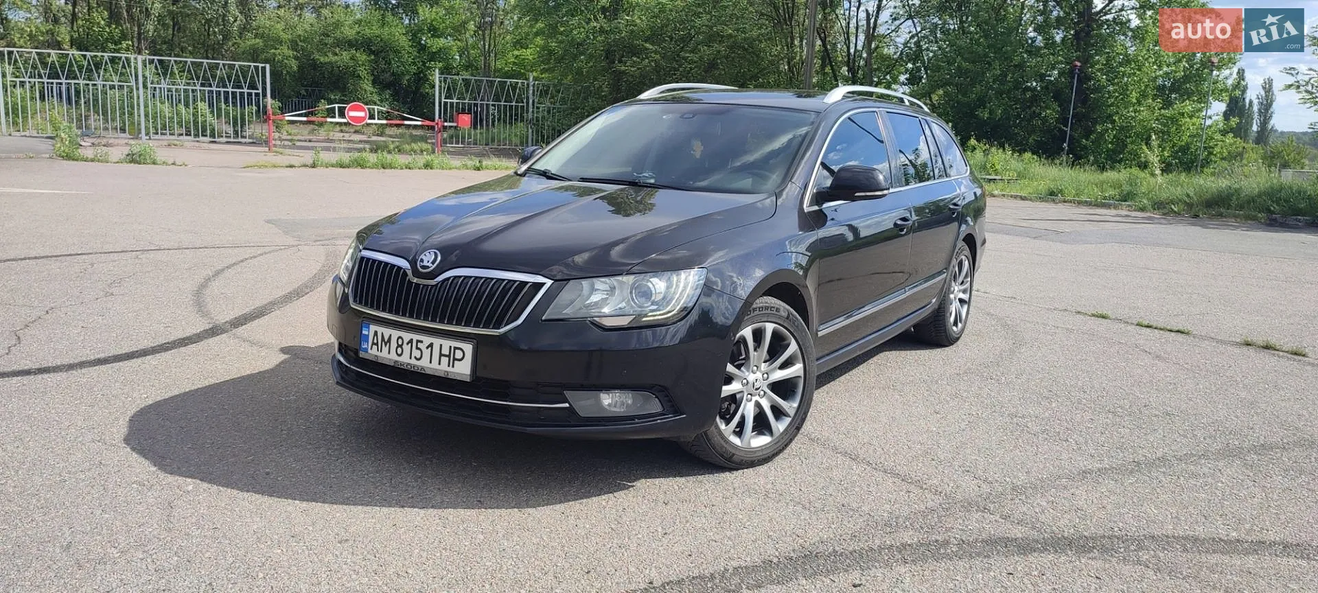 2014 Skoda Superb - мініатюра 2