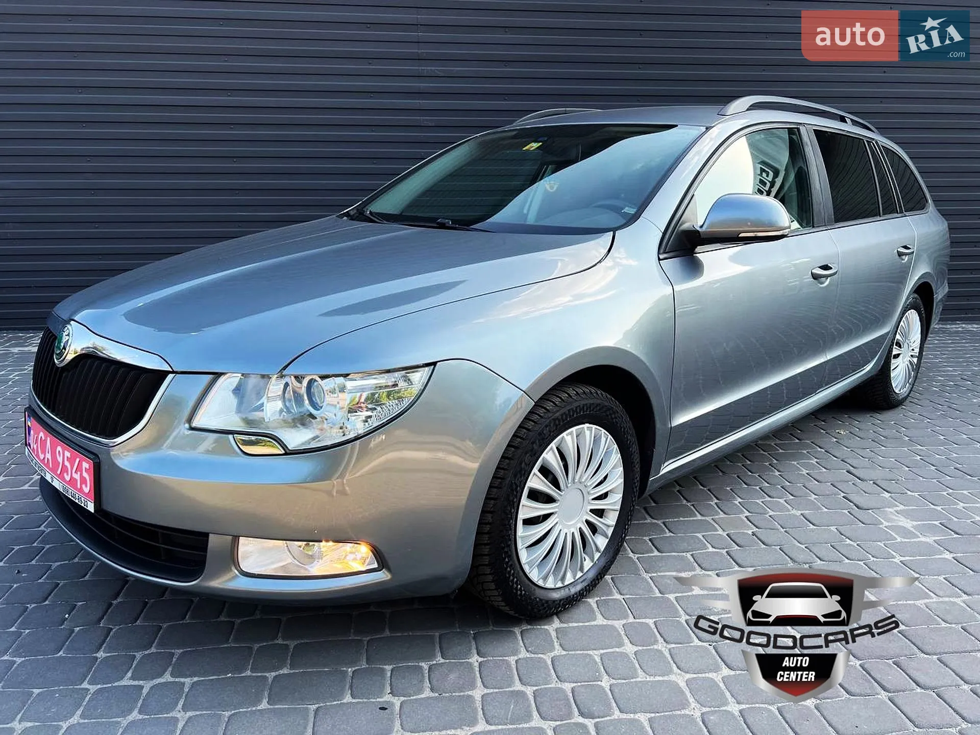 2011 Skoda Superb - мініатюра 3