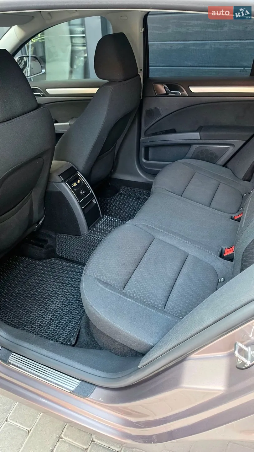 2013 Skoda Superb - мініатюра 8