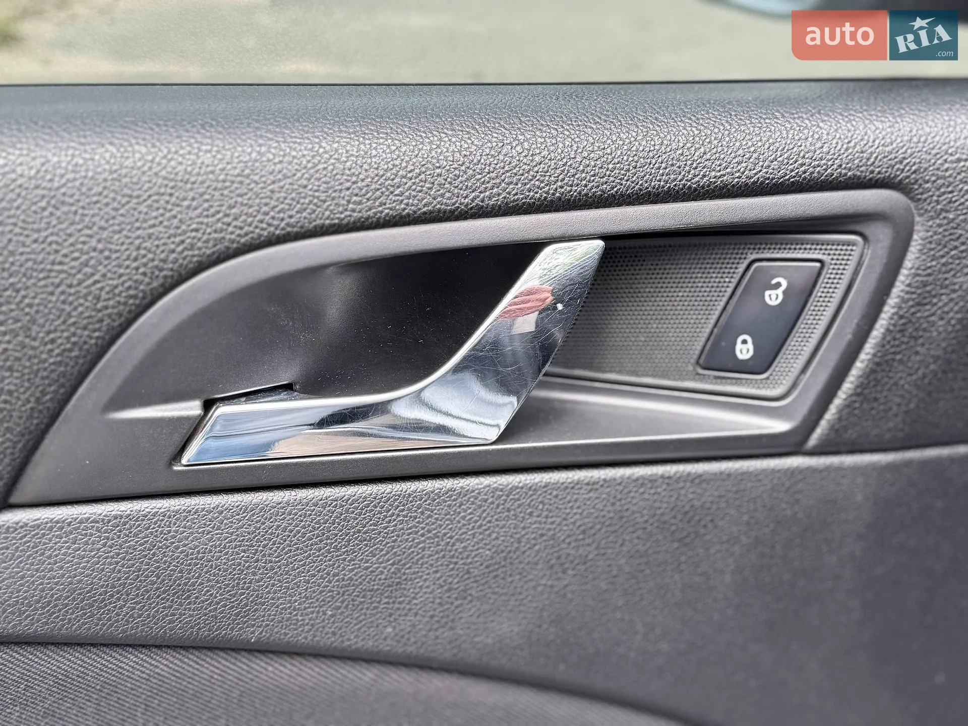 2010 Skoda Superb - мініатюра 21