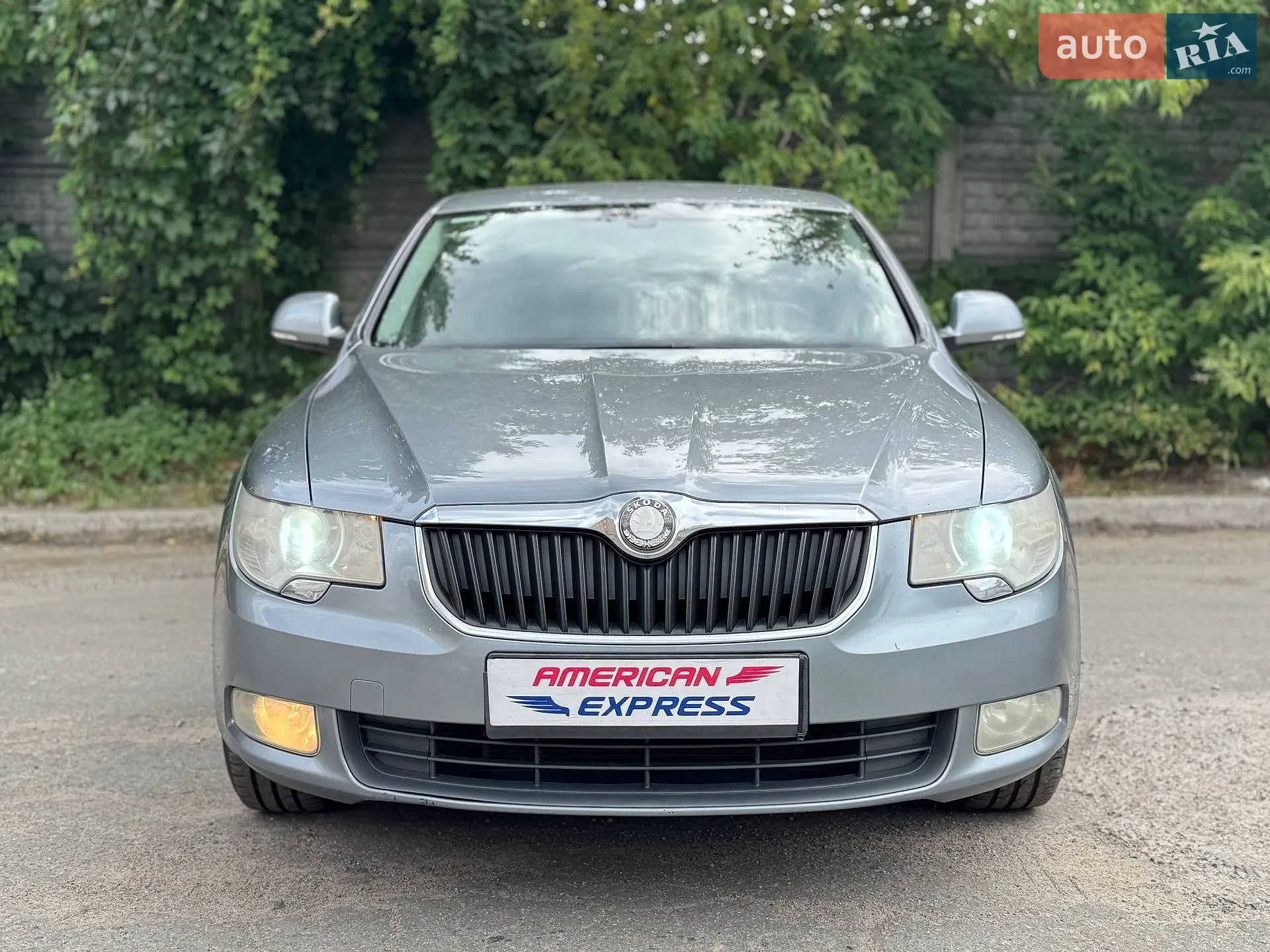 2010 Skoda Superb - мініатюра 2