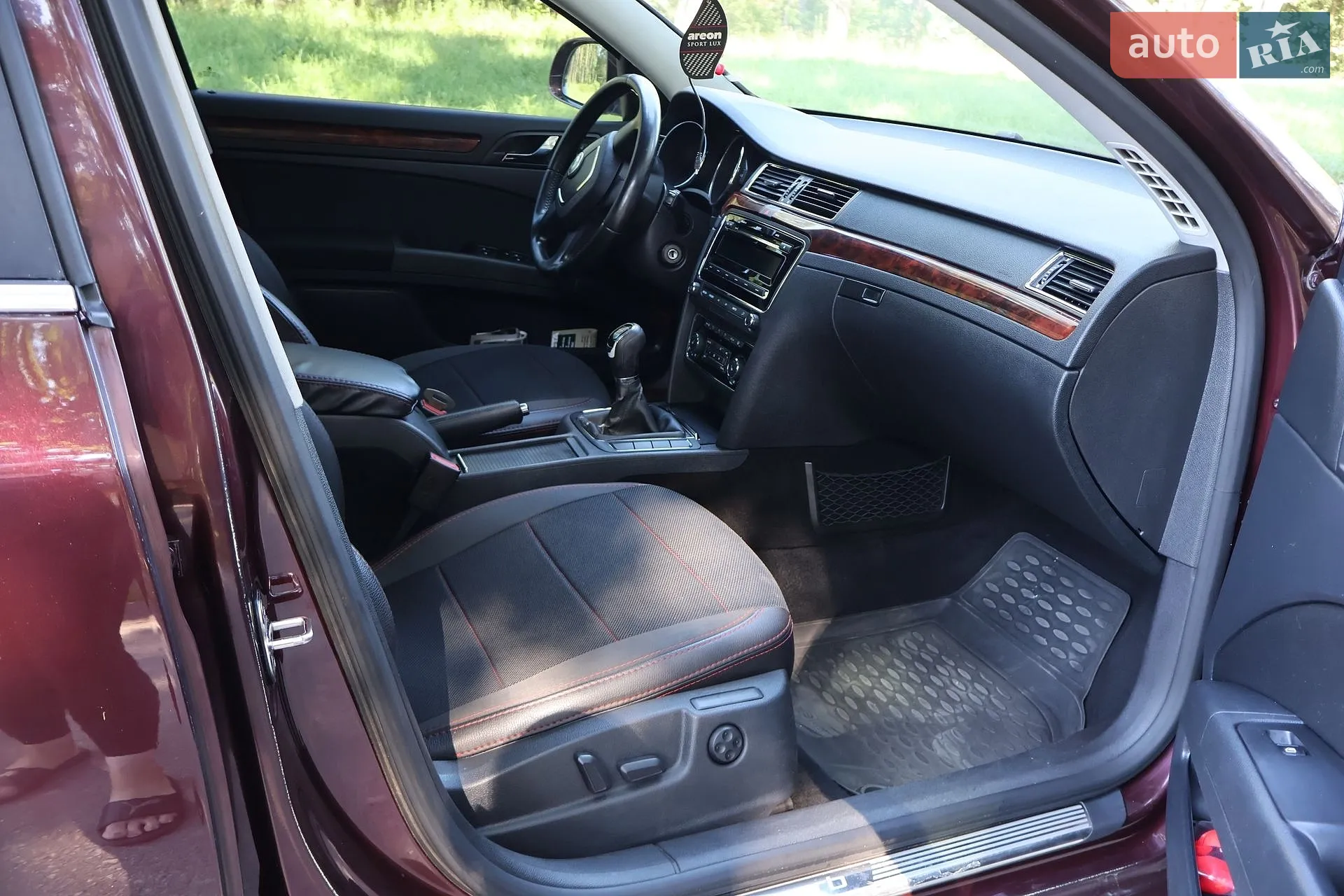 2012 Skoda Superb - мініатюра 6