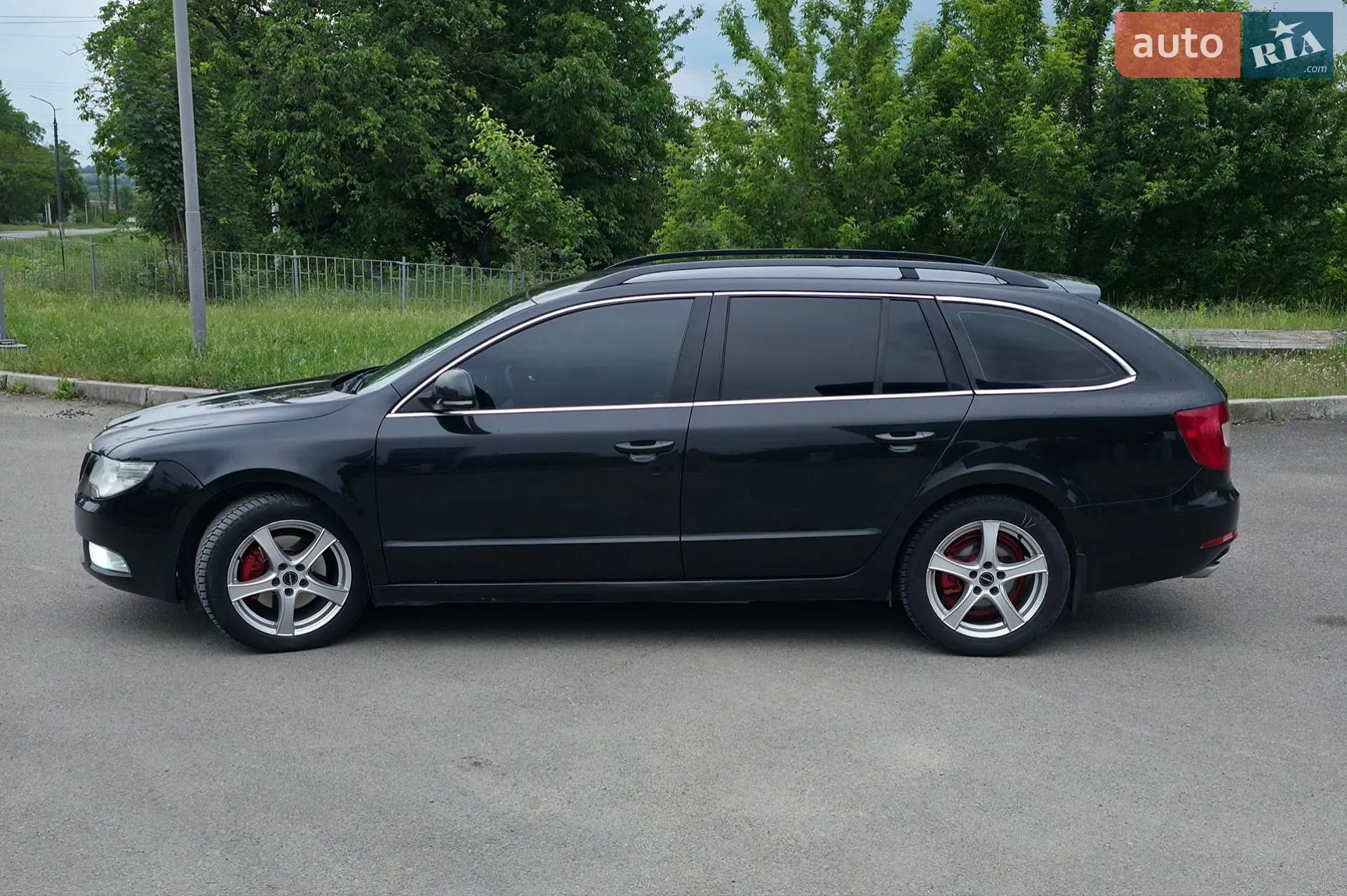 2011 Skoda Superb - мініатюра 9