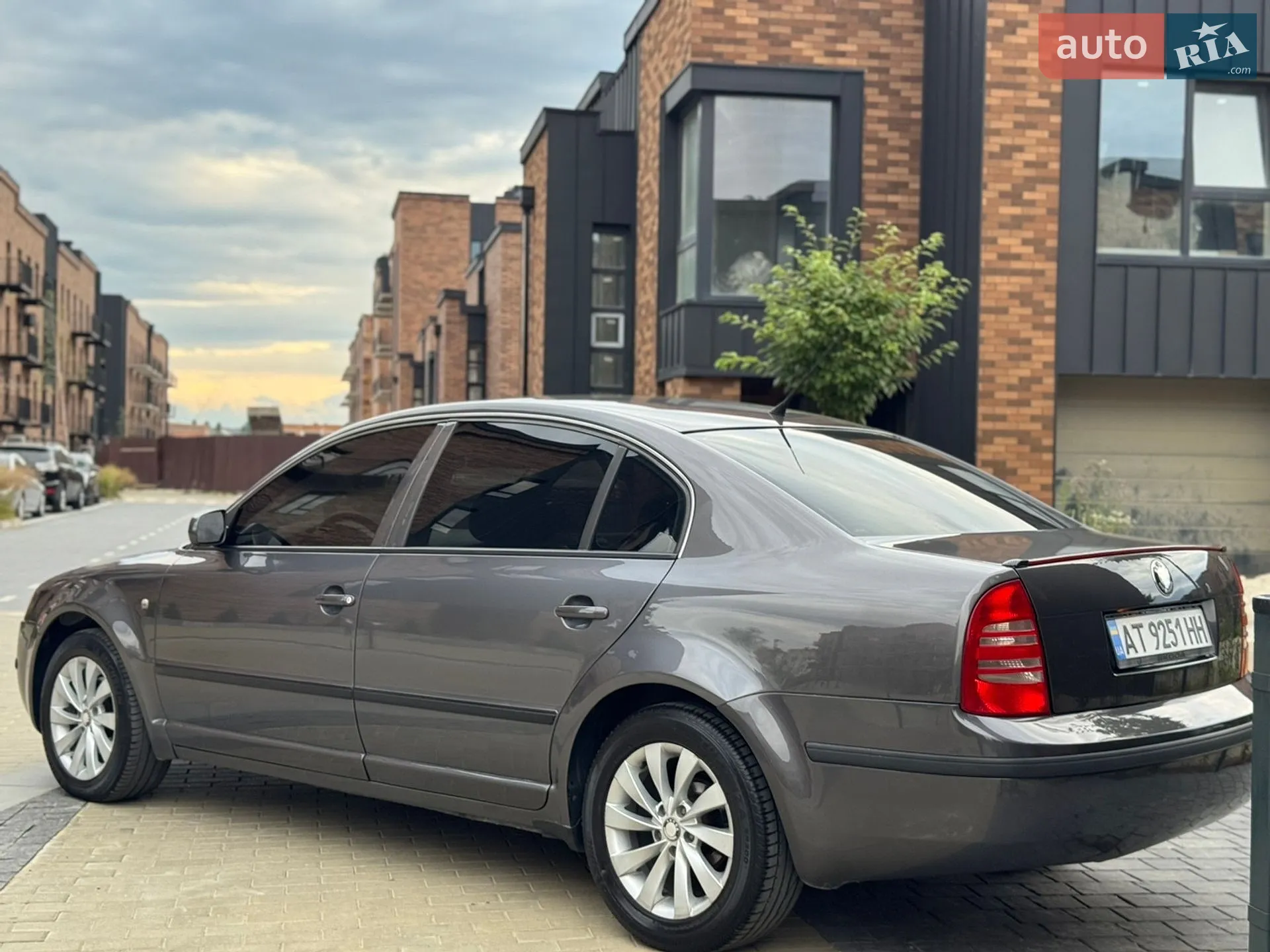 Skoda Superb 2005 VIN TMBCL63U149069397 фото оголошення 6 з 36