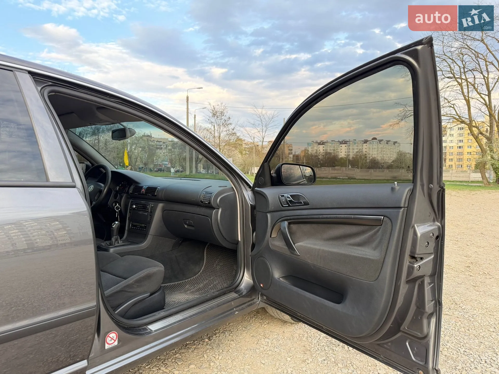 Skoda Superb 2005 VIN TMBCL63U149069397 фото оголошення 30 з 36