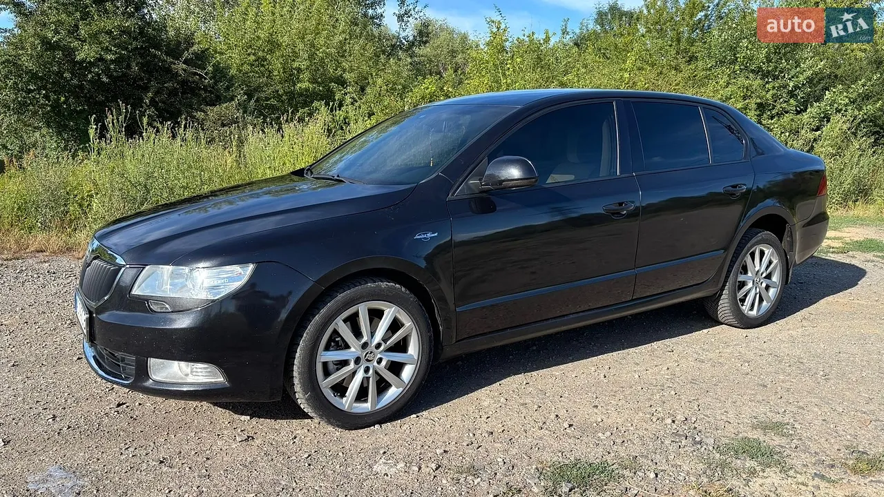 2010 Skoda Superb - мініатюра 27