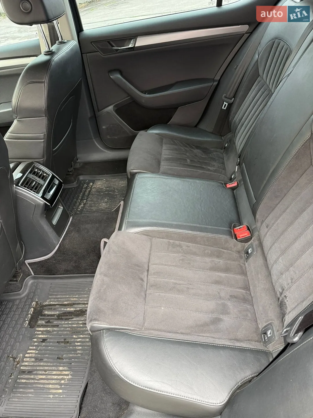 2016 Skoda Superb - мініатюра 10