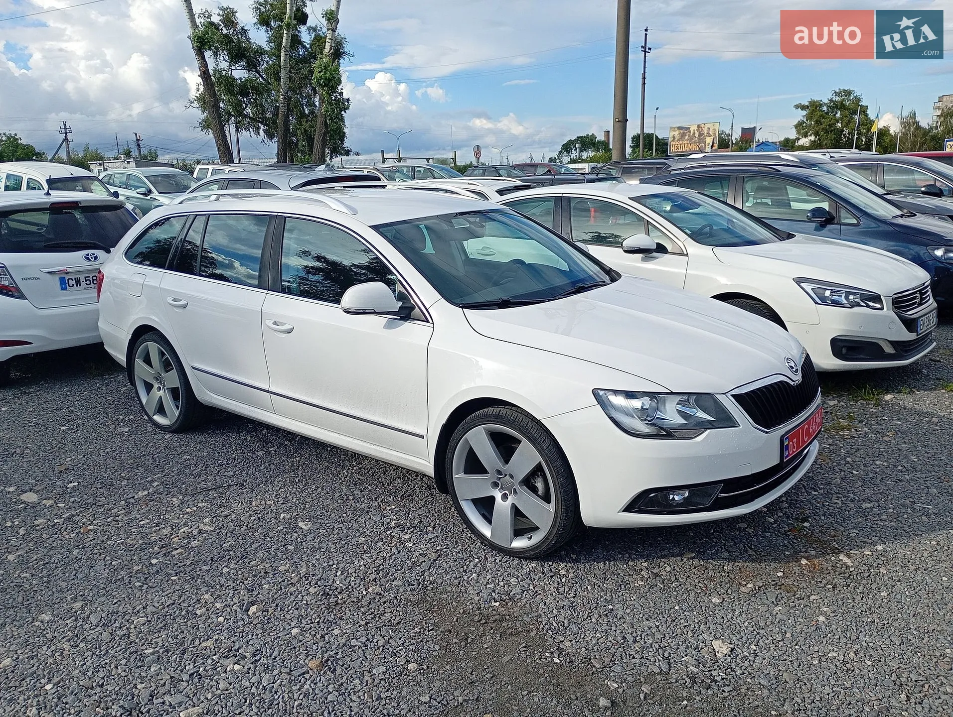 2014 Skoda Superb - мініатюра 2
