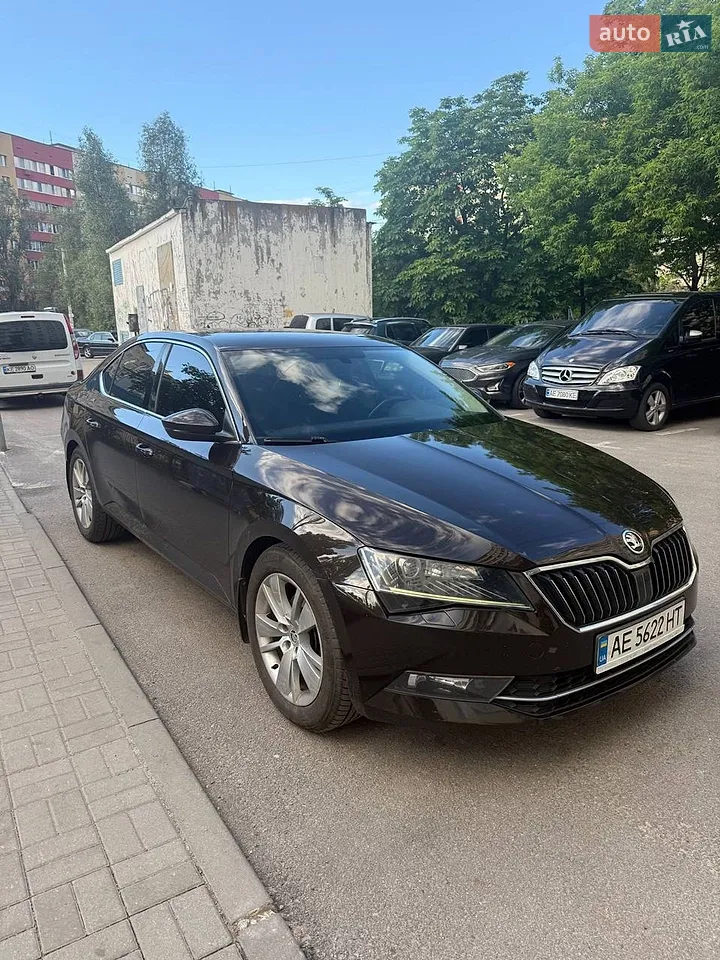 2015 Skoda Superb - мініатюра 17