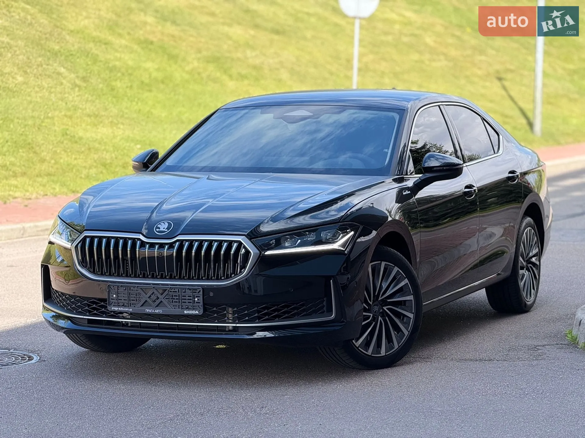 2025 Skoda Superb - мініатюра 5
