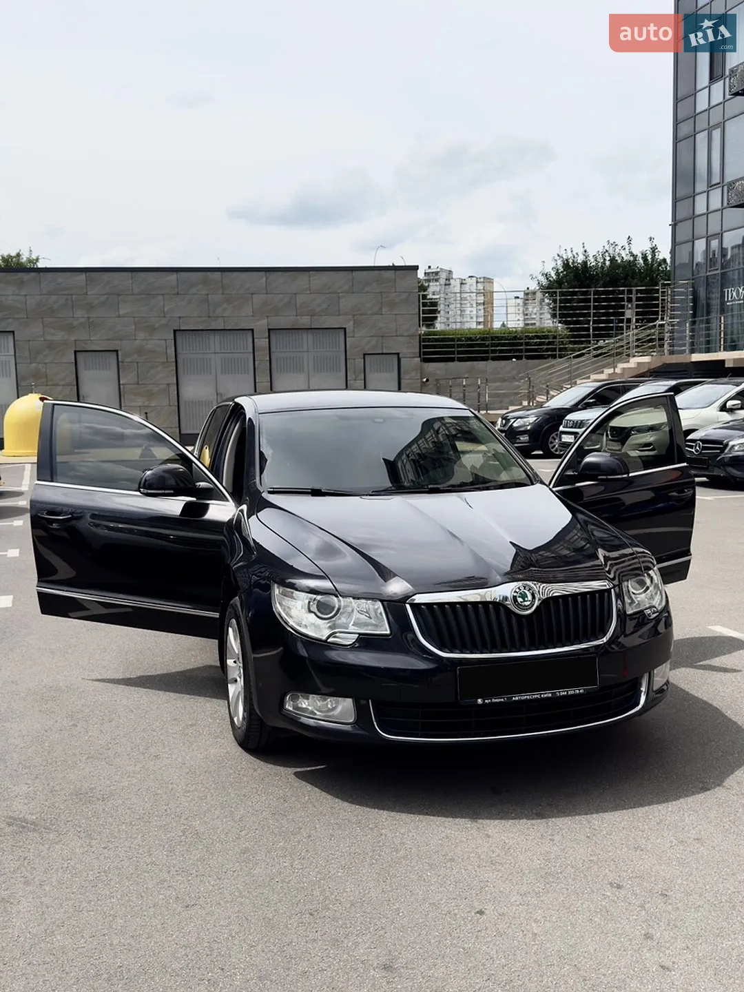 2012 Skoda Superb - мініатюра 4
