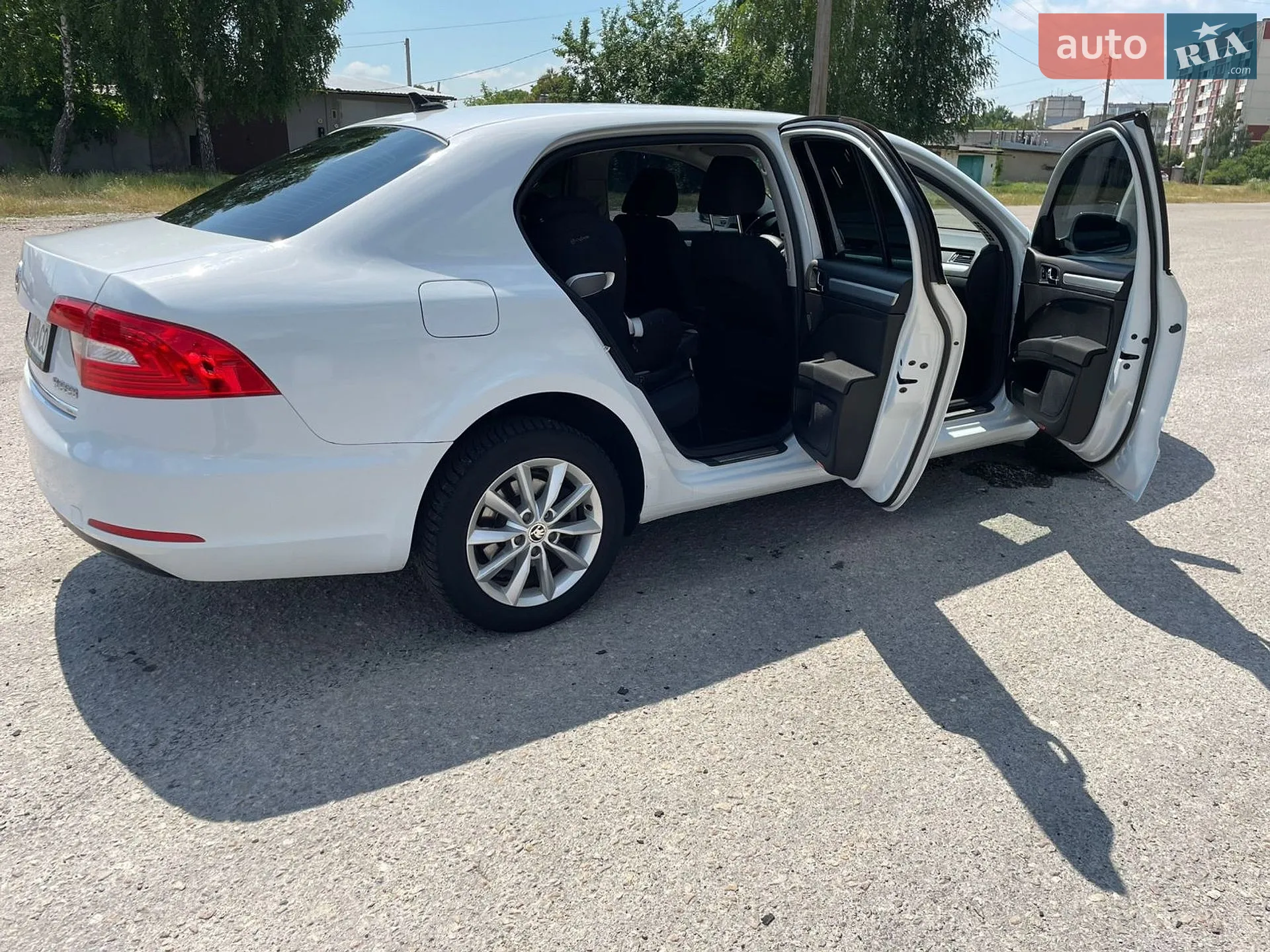2013 Skoda Superb - мініатюра 10