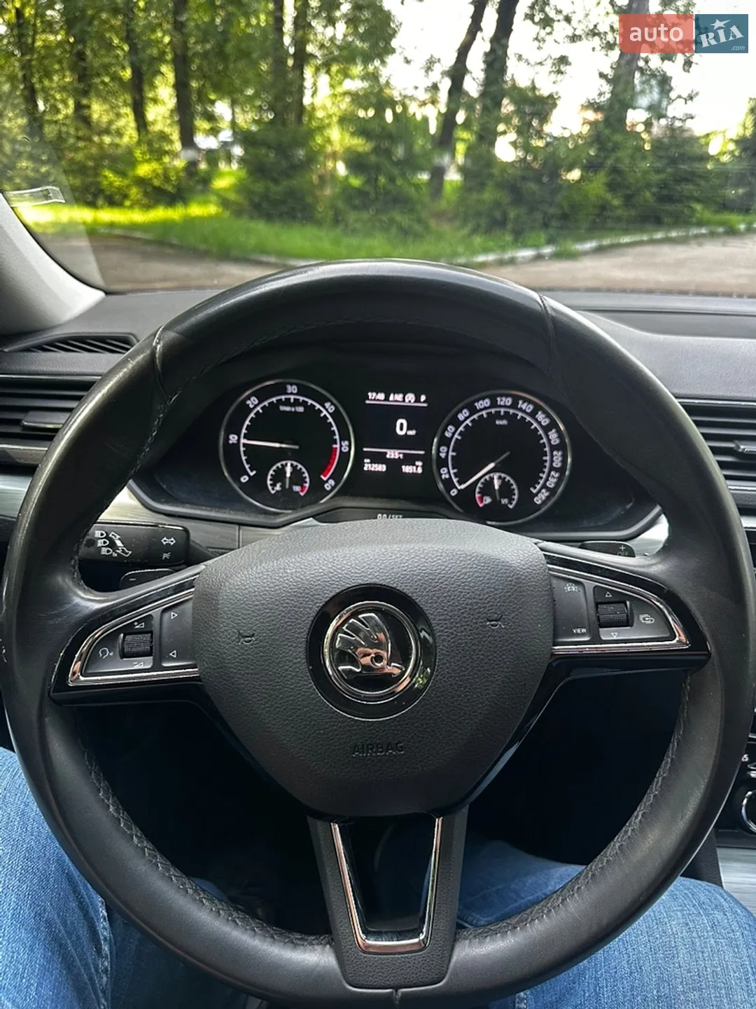 2019 Skoda Superb - мініатюра 9