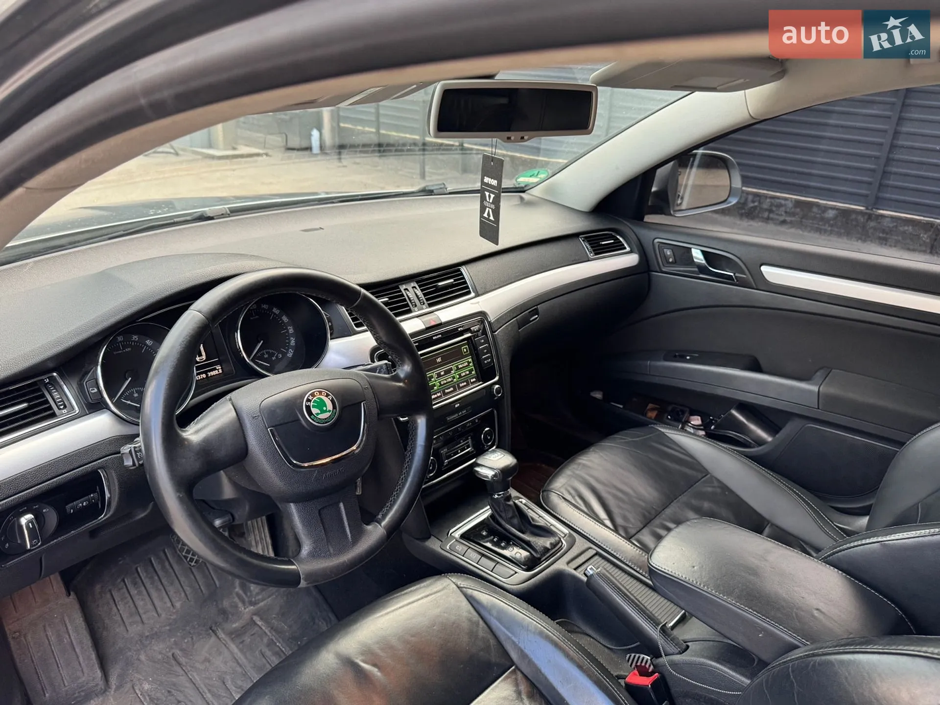2011 Skoda Superb - мініатюра 15