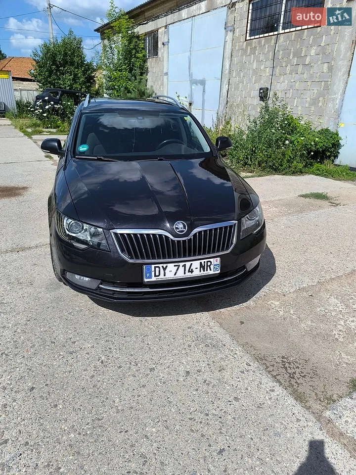 2016 Skoda Superb - мініатюра 7
