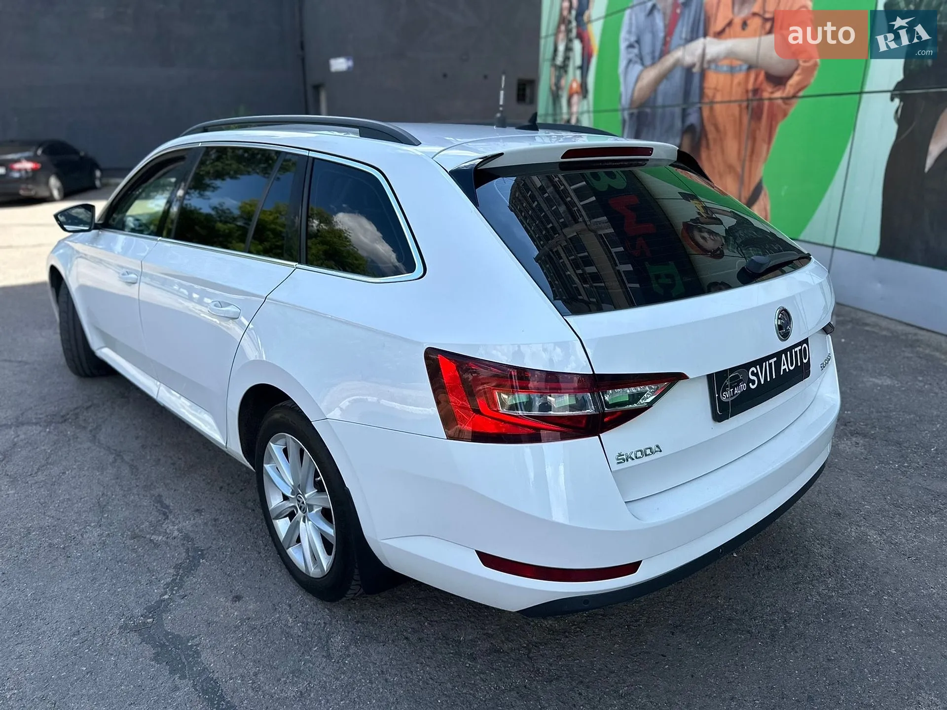 2016 Skoda Superb - мініатюра 12