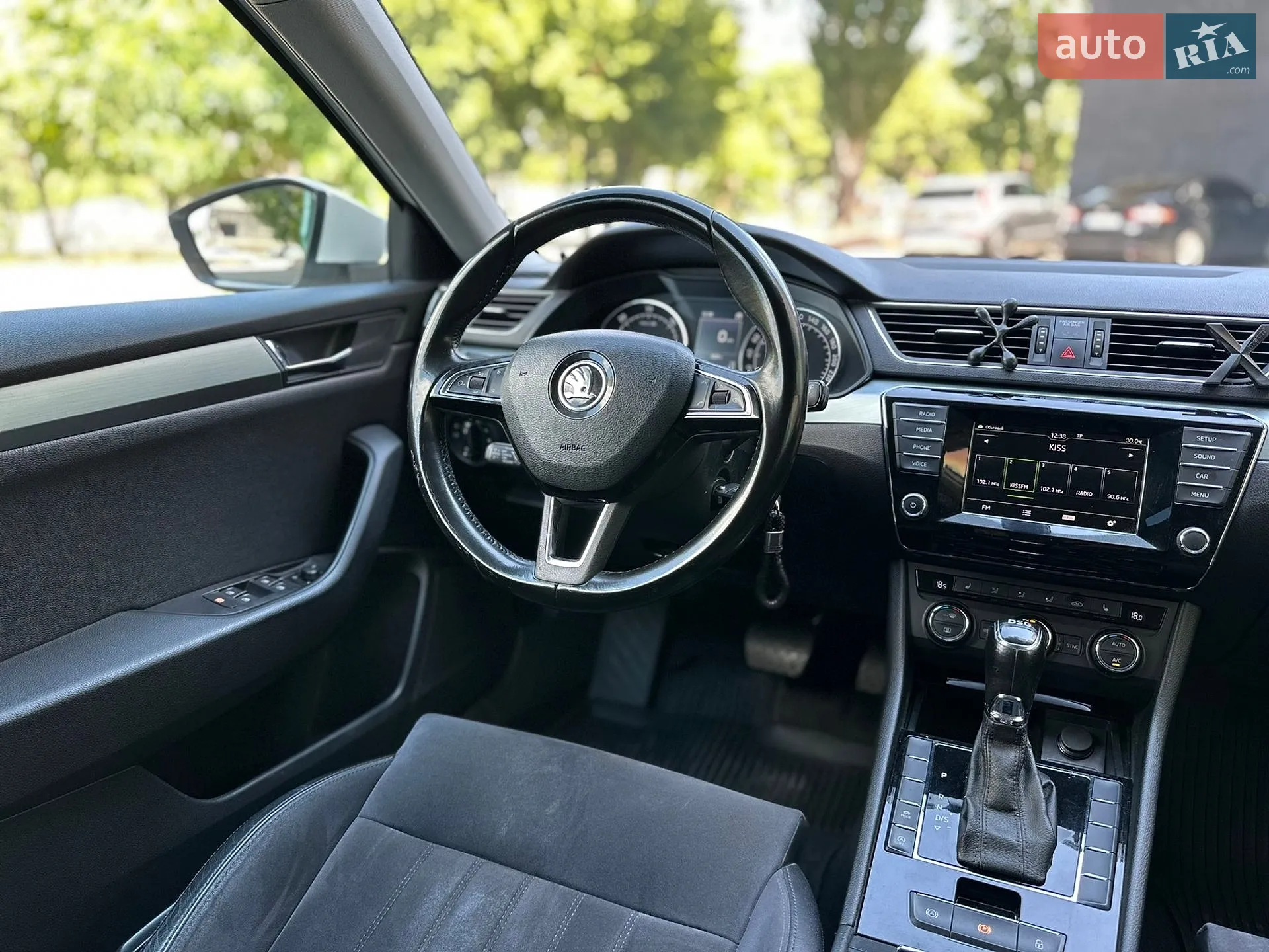 2016 Skoda Superb - мініатюра 29