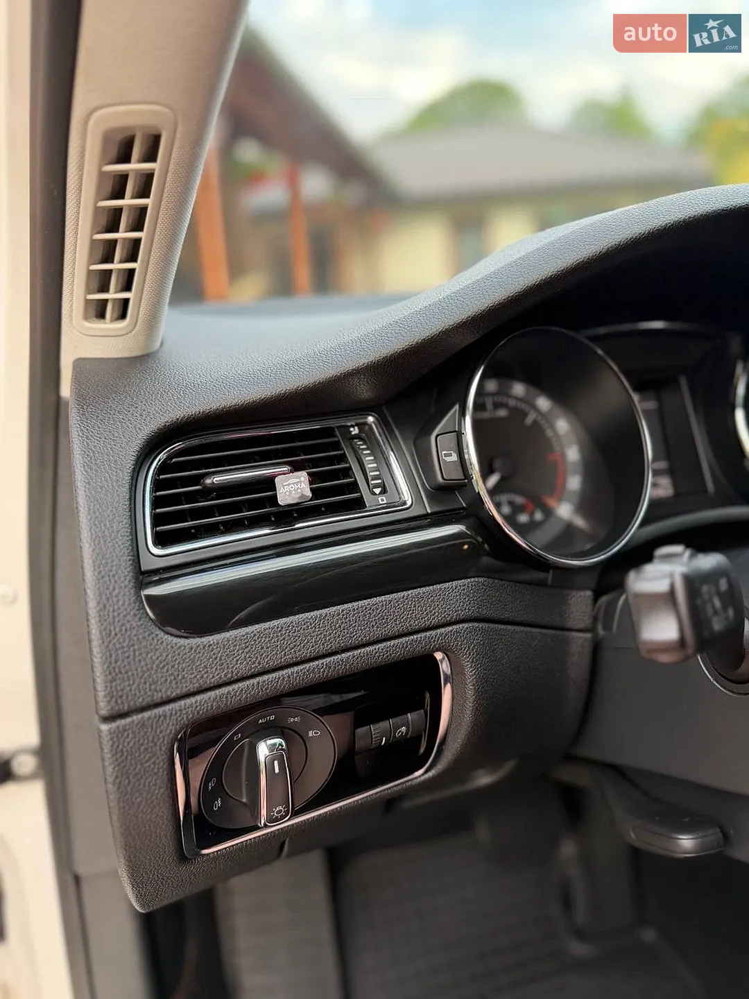 2014 Skoda Superb - мініатюра 15
