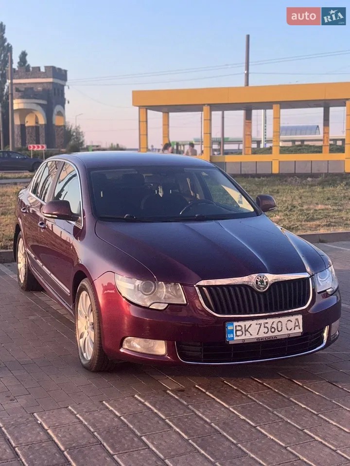 2010 Skoda Superb - мініатюра 14