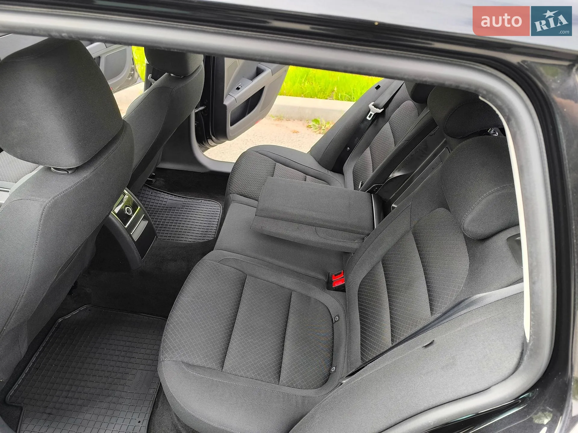 2015 Skoda Superb - мініатюра 16