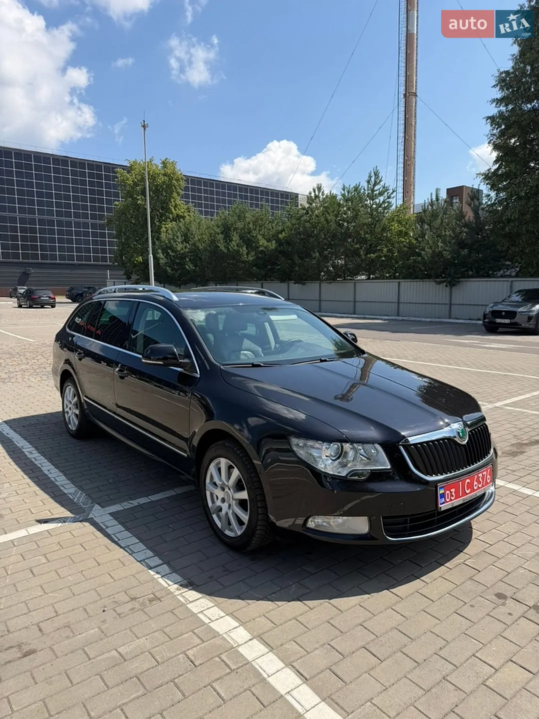 2011 Skoda Superb - мініатюра 7