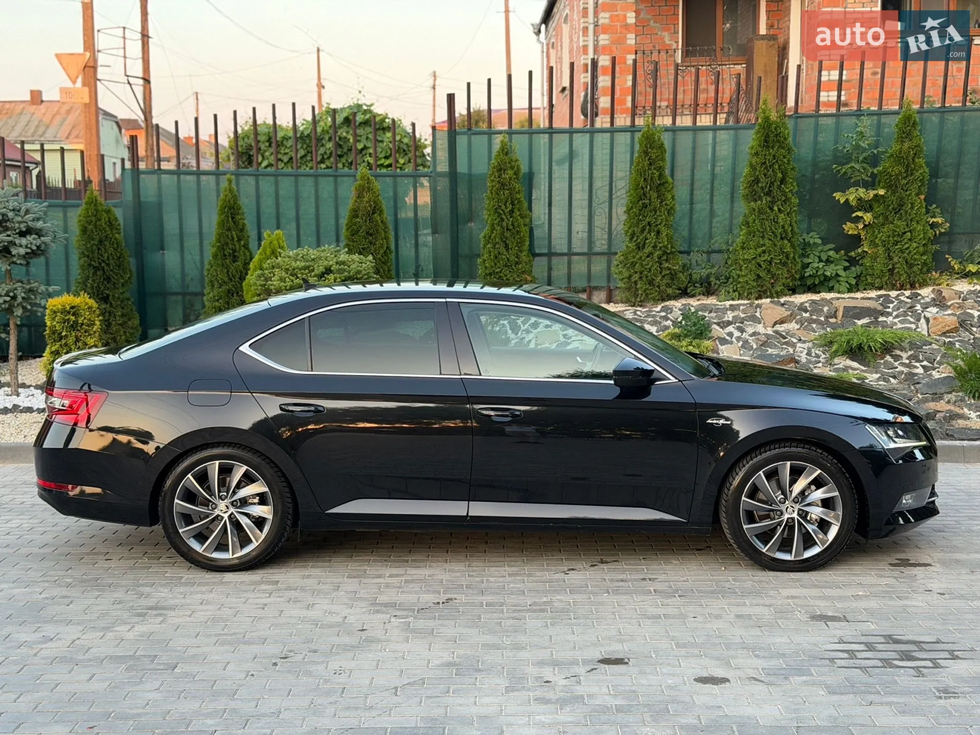 2017 Skoda Superb - мініатюра 33