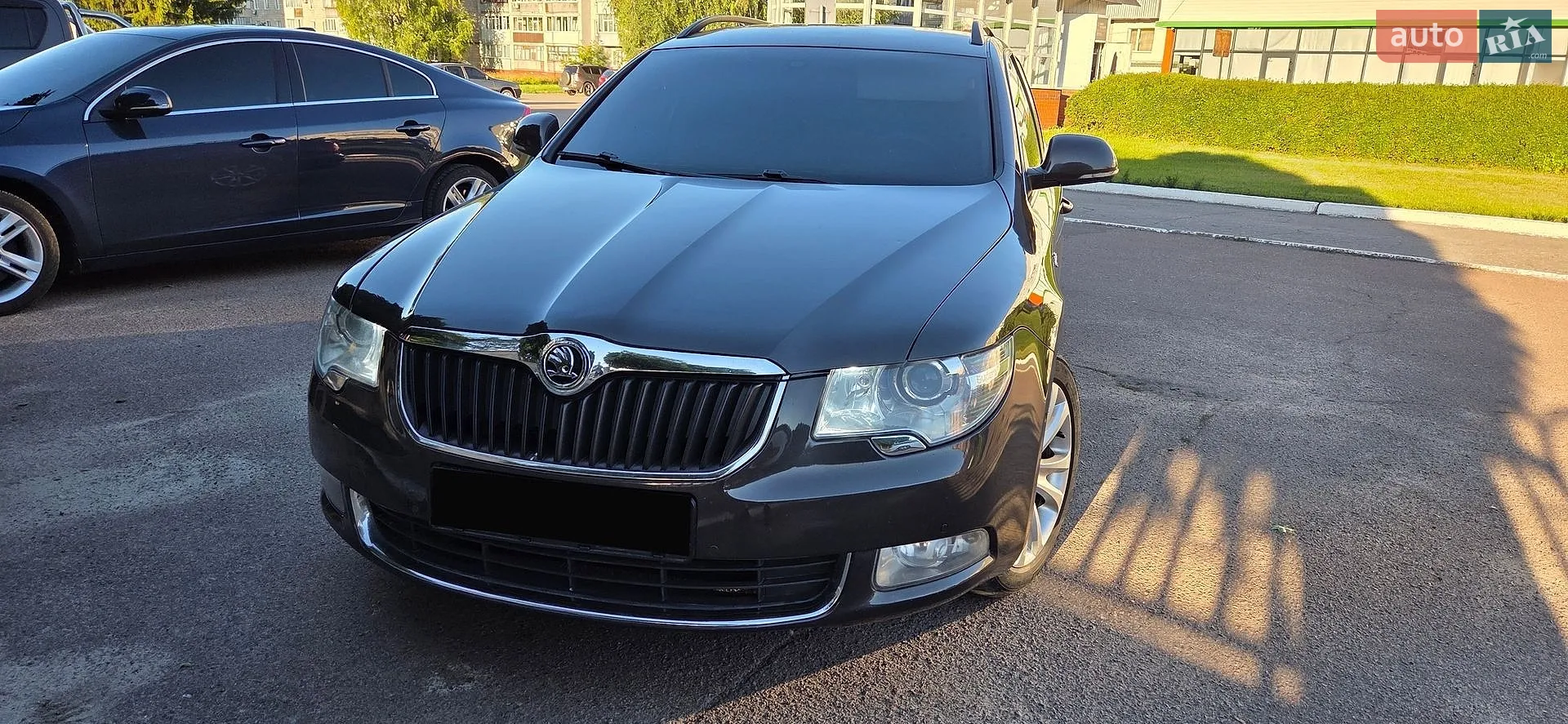 2011 Skoda Superb - мініатюра 2