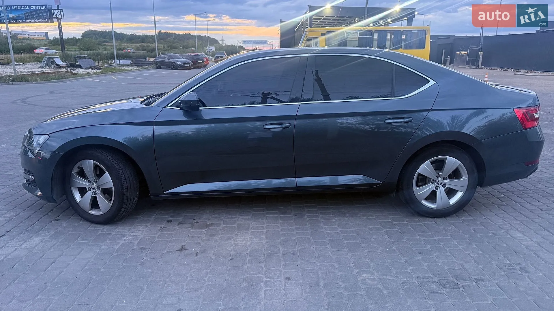 2019 Skoda Superb - мініатюра 5
