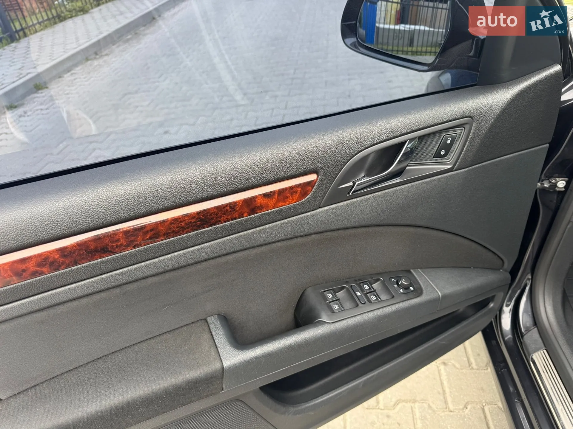 2011 Skoda Superb - мініатюра 9